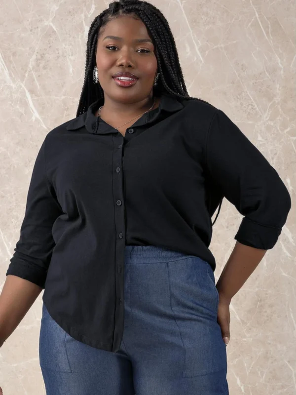 Camisa Preta com Gola Plus Size Camisa Preta com Gola Plus Size