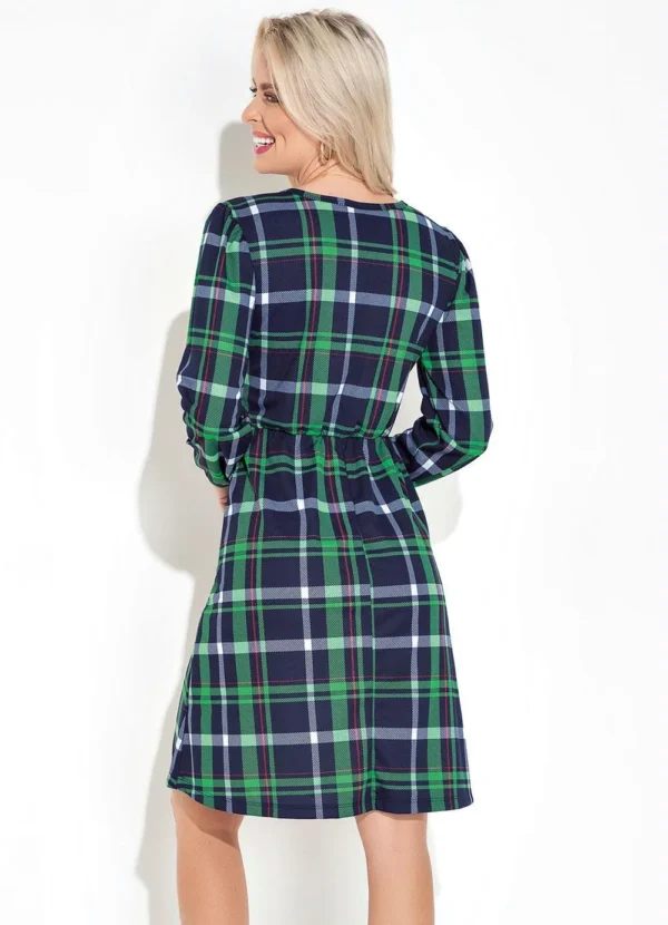 O Vestido Xadrez Verde que Você Precisa!