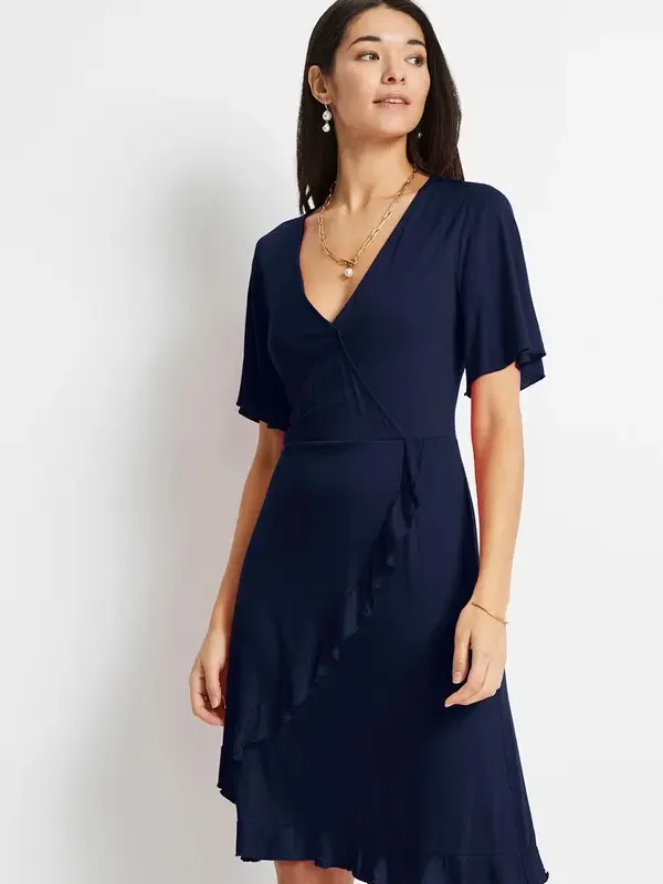 Review: Elegância e Conforto no Vestido Azul Marinho da Bonprix