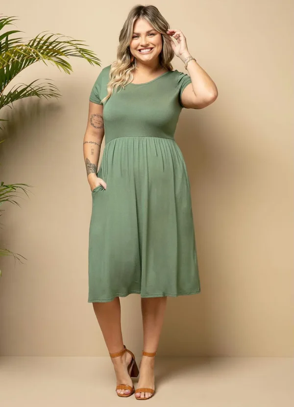 Vestido Midi Verde Acinturado