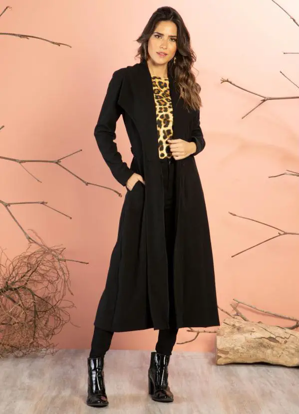 Sobretudo Longo Preto com Bolsos