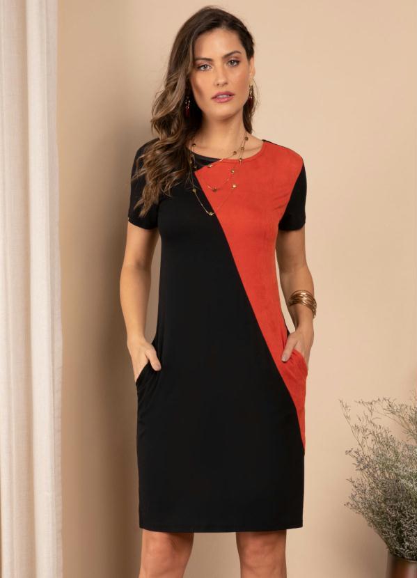 Vestido com Recortes Terracota e Preto