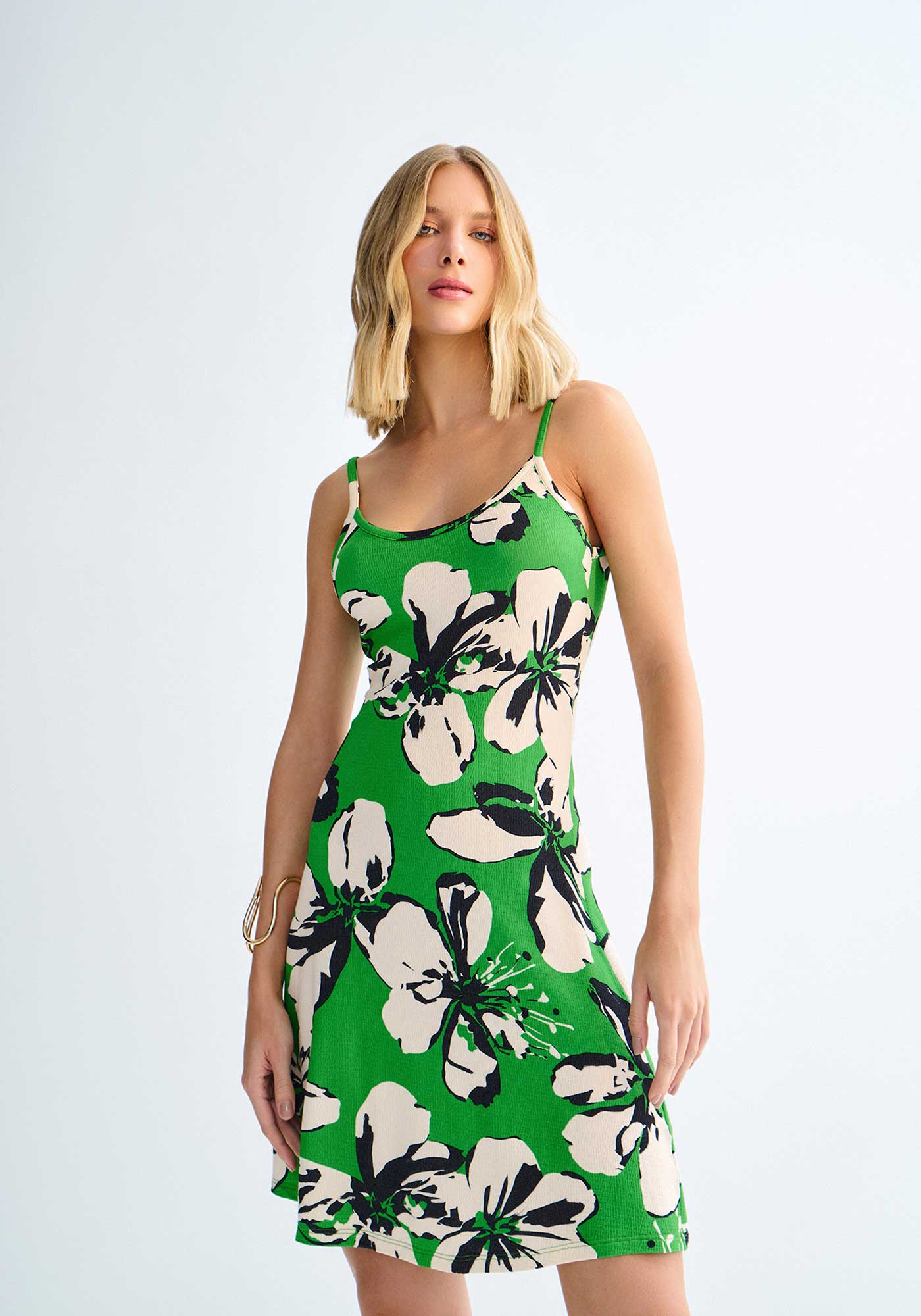 Vestido Curto em Malha Estampado com Alças