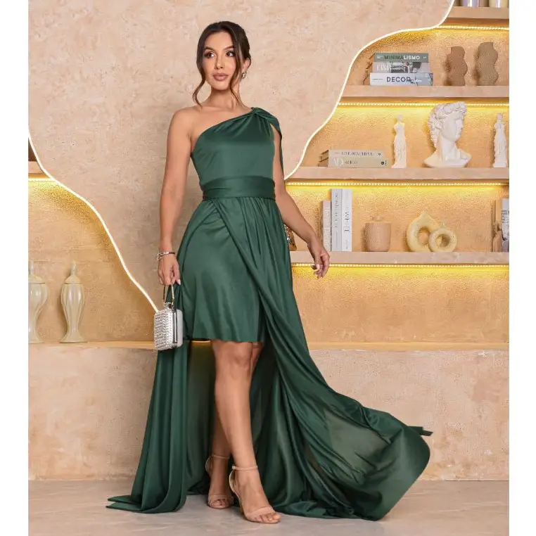 Vestido de Noiva com Capa