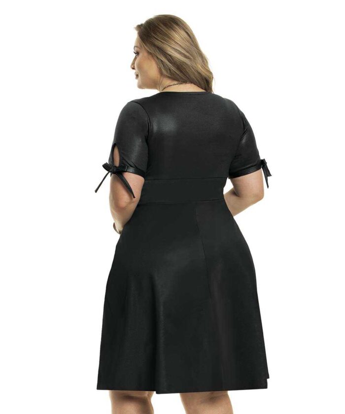 Vestido Cirrê Plus Size