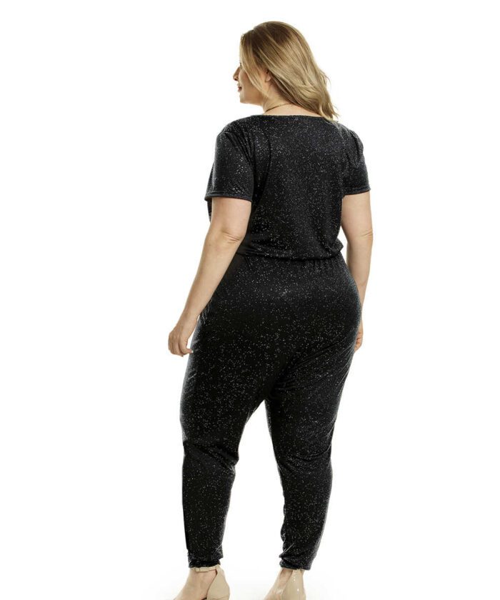 Macacão Preto Plus Size