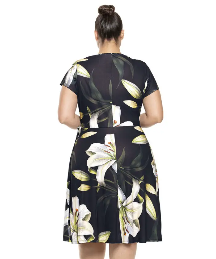Vestido Plus Size Estampa Floral