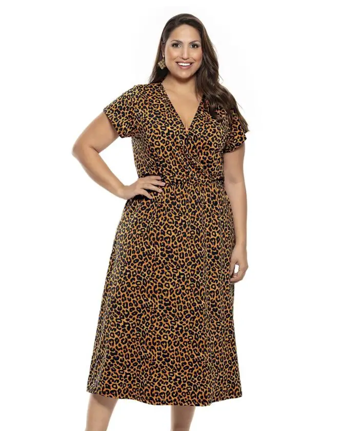Vestido Plus Size Com Transpasse