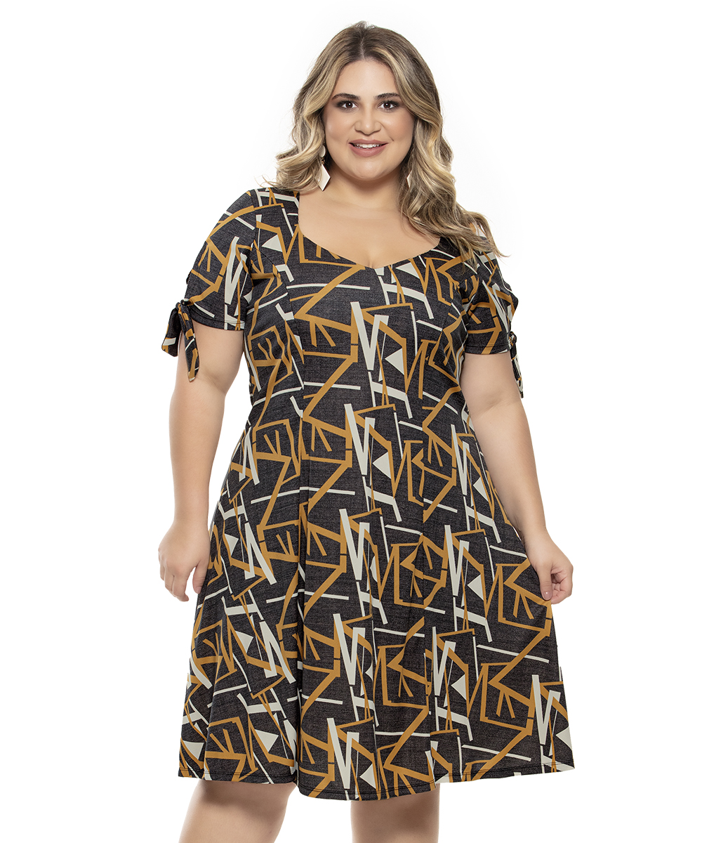 Vestido Plus Size Geométrico