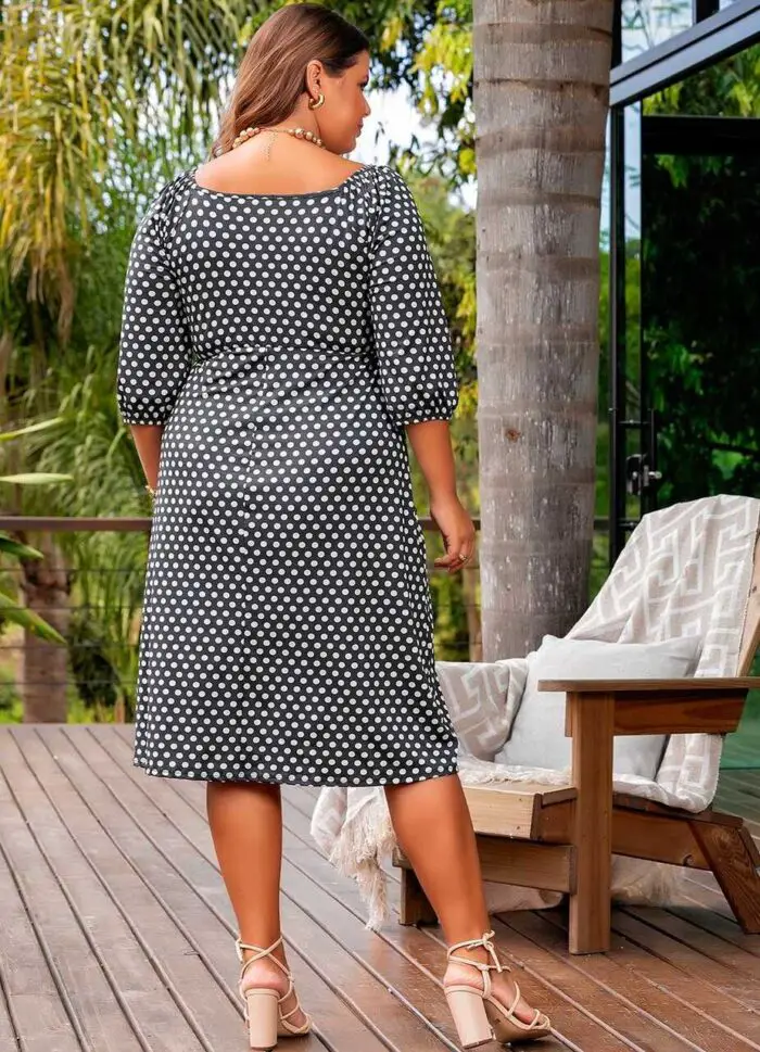 Vestido Plus Size Midi Poá