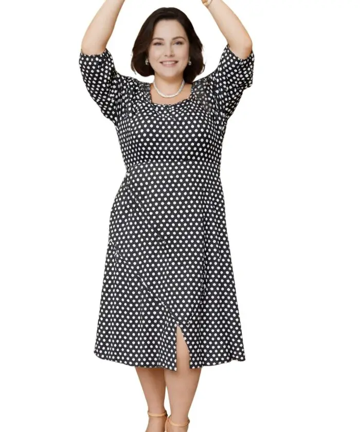 Vestido Plus Size Midi Poá