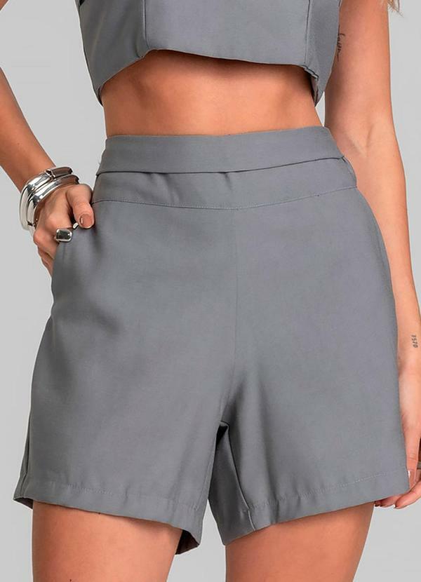 Shorts Feminino Cós Alto Em Alfaiataria Cinza