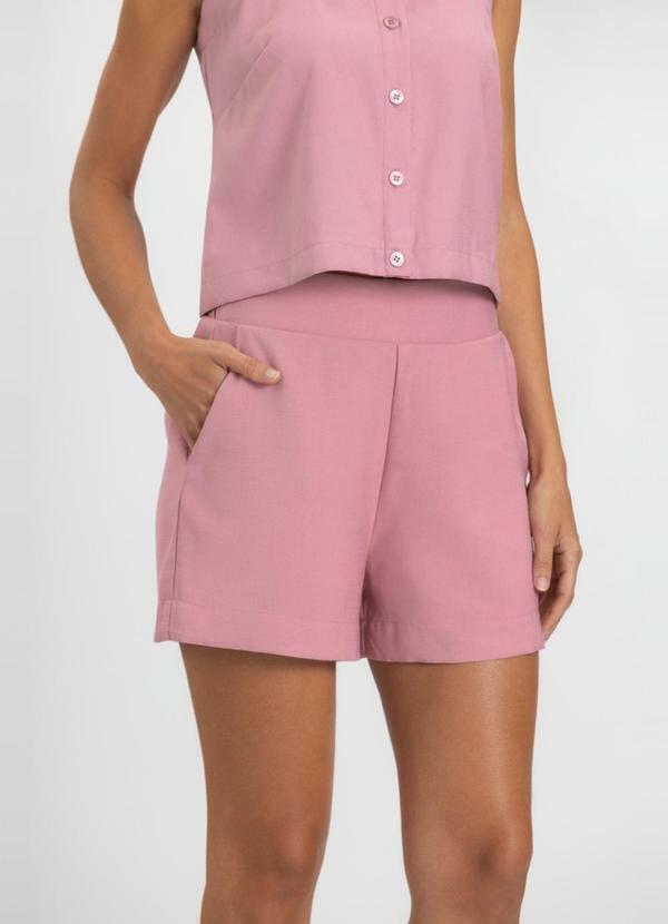 Shorts Feminino Em Alfaiataria Rosa